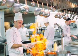 Ресторан с широкой базой посетителей в СПб - GrandActive