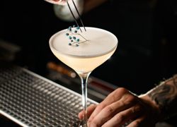 Ресторан-бар в центре СПб - GrandActive