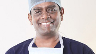 Доктор Виджай Бозе Лучший врач по эндопротезированию тазобедренного - GrandActive