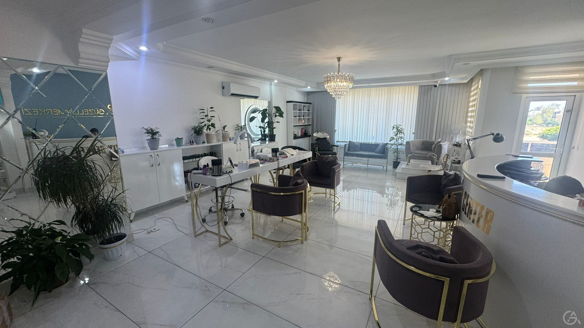 продается салон красоты - GrandActive